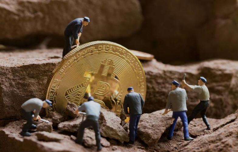 High-performance mining rig operating in a crypto mining facility